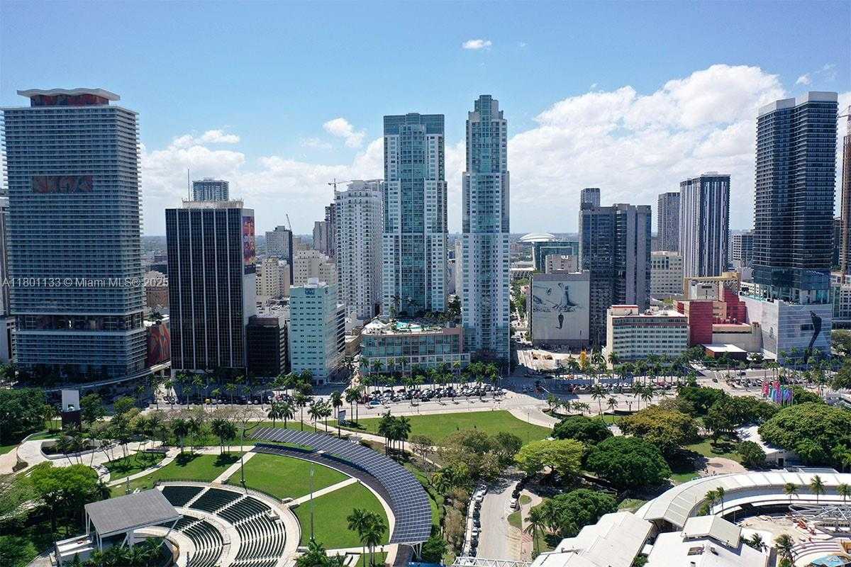 Small Image of 244 BISCAYNE BLVD #350, Miami Number 36