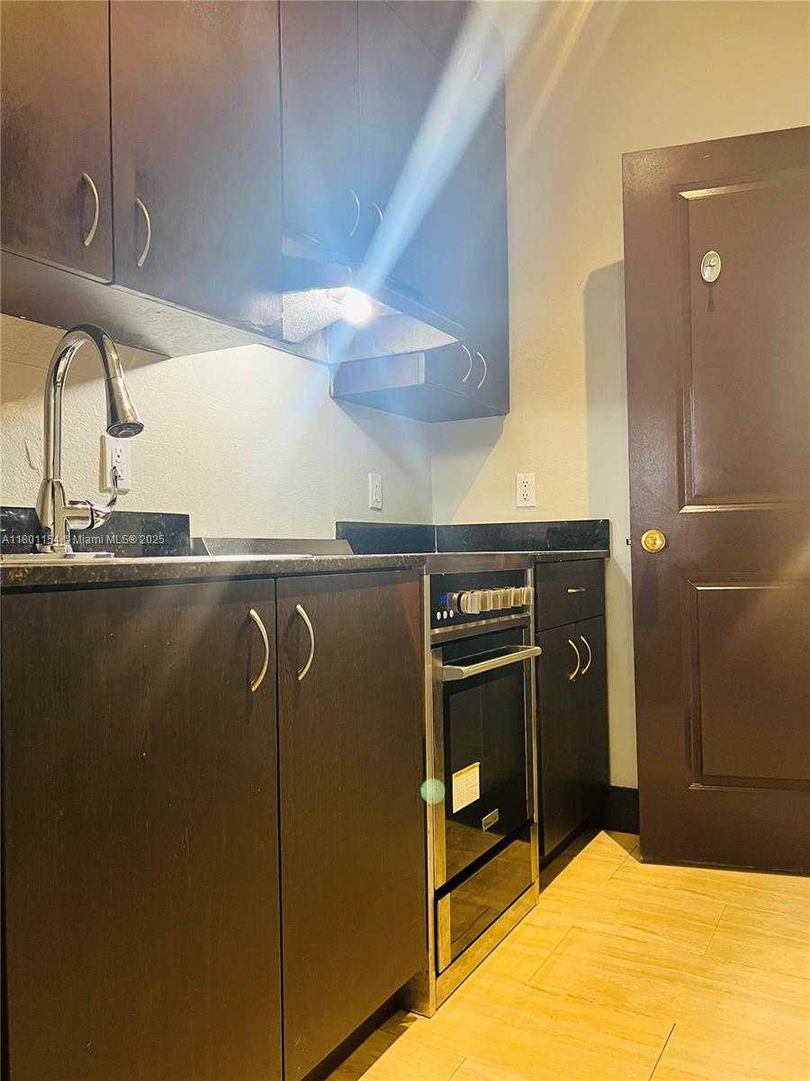 Small Image of 1330 PENNSYLVANIA AVE #212, Miami Beach Number 9