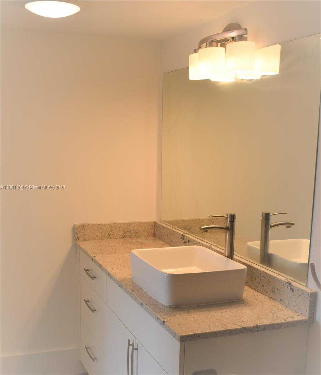 Small Image of 16565 NORTH EAST 26TH AVE #3F, North Miami Beach Number 23