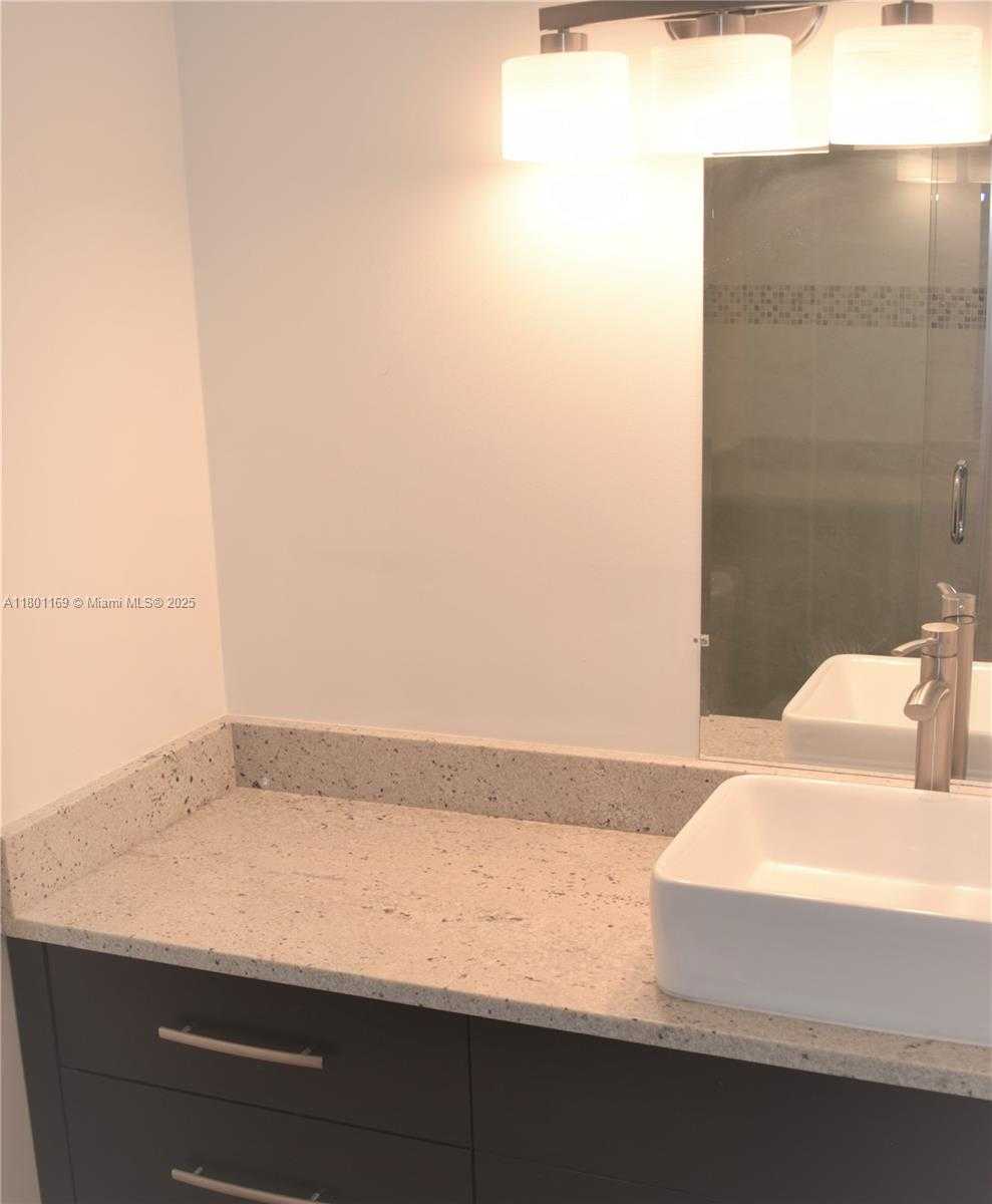 Small Image of 16565 NORTH EAST 26TH AVE #3F, North Miami Beach Number 24