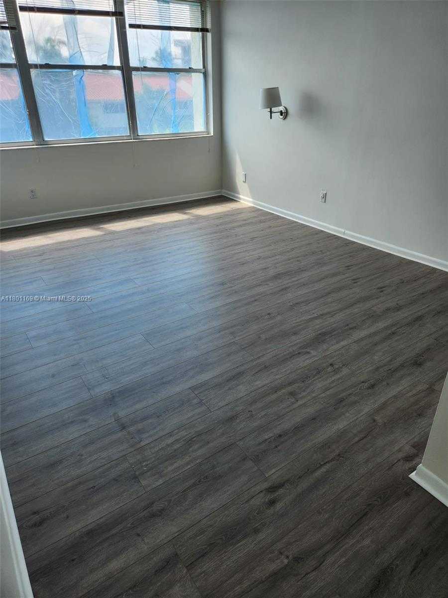 Small Image of 16565 NORTH EAST 26TH AVE #3F, North Miami Beach Number 30