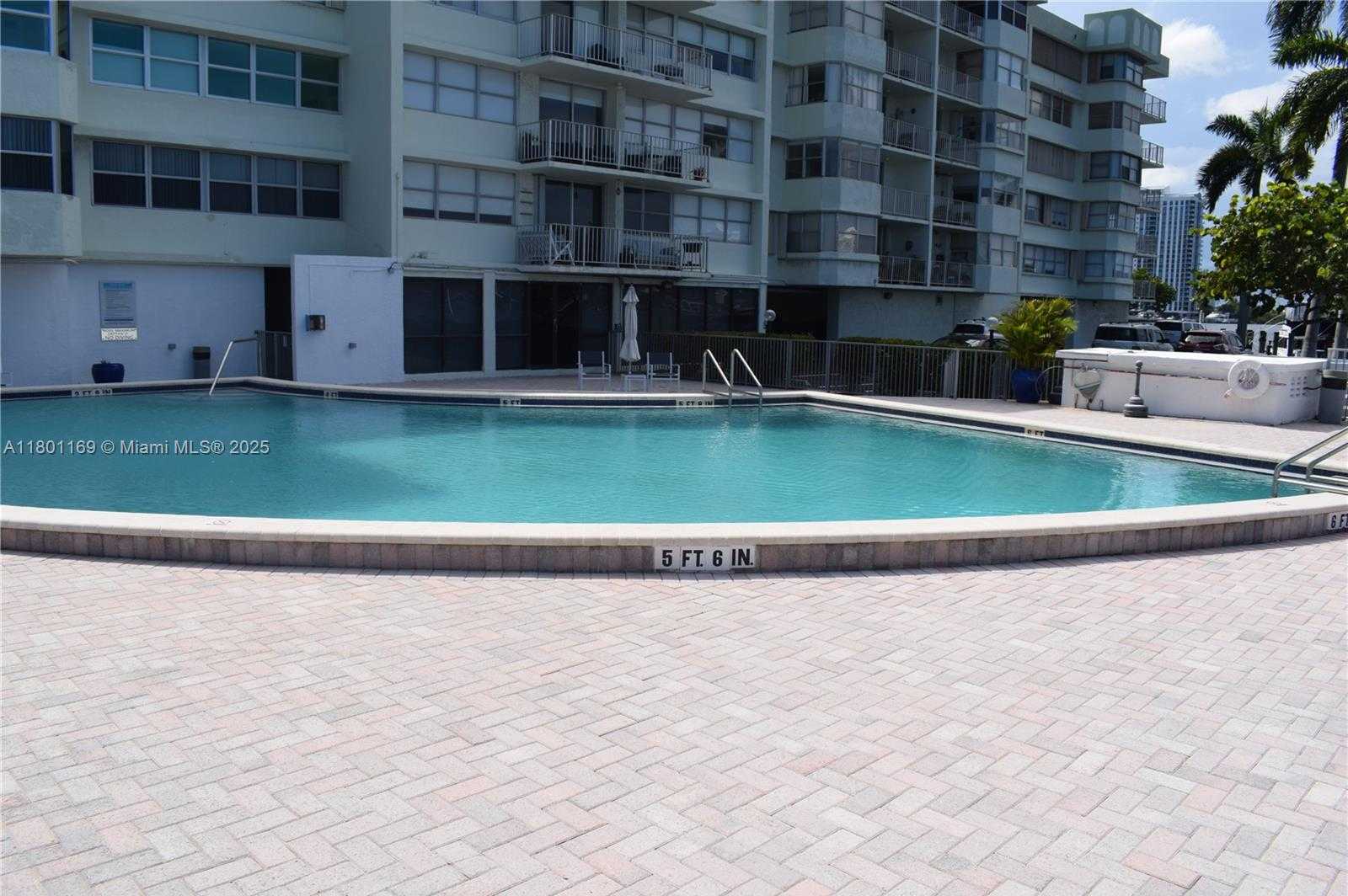 Small Image of 16565 NORTH EAST 26TH AVE #3F, North Miami Beach Number 33
