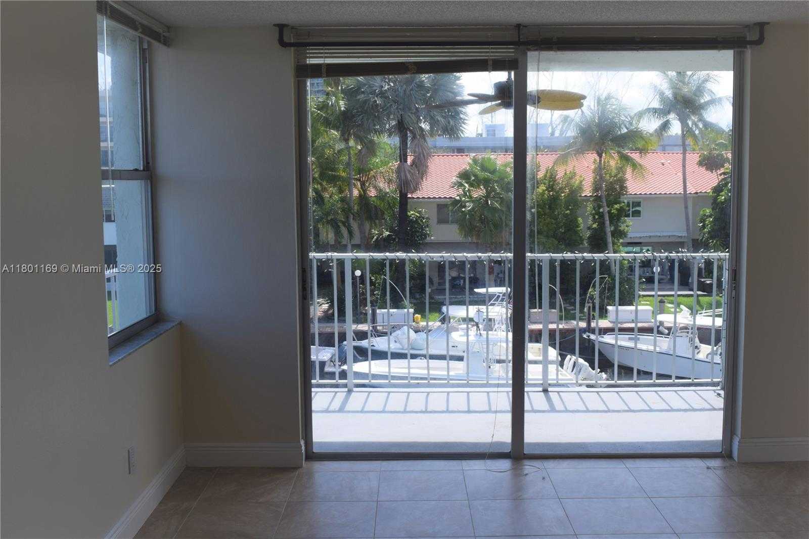 Small Image of 16565 NORTH EAST 26TH AVE #3F, North Miami Beach Number 4