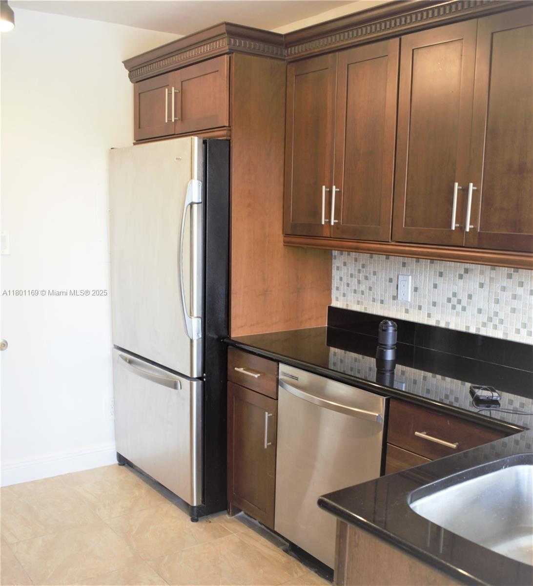 Small Image of 16565 NORTH EAST 26TH AVE #3F, North Miami Beach Number 8