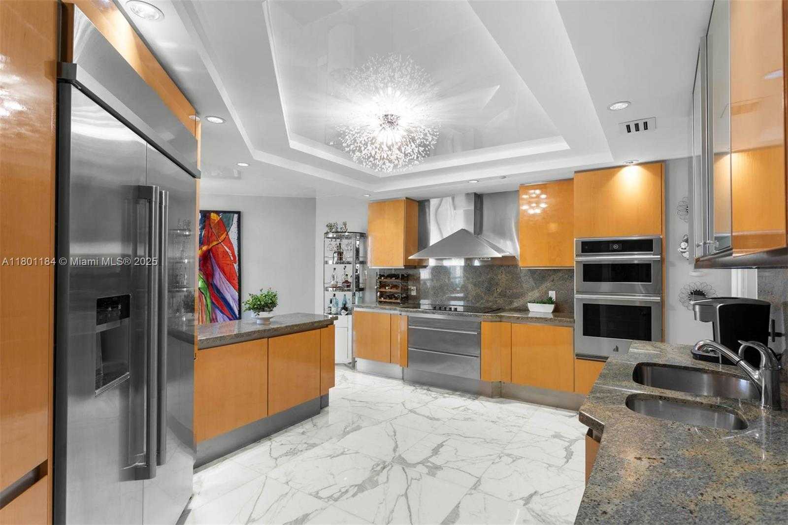 Small Image of 2600 ISLAND BLVD #2603, Aventura Number 17