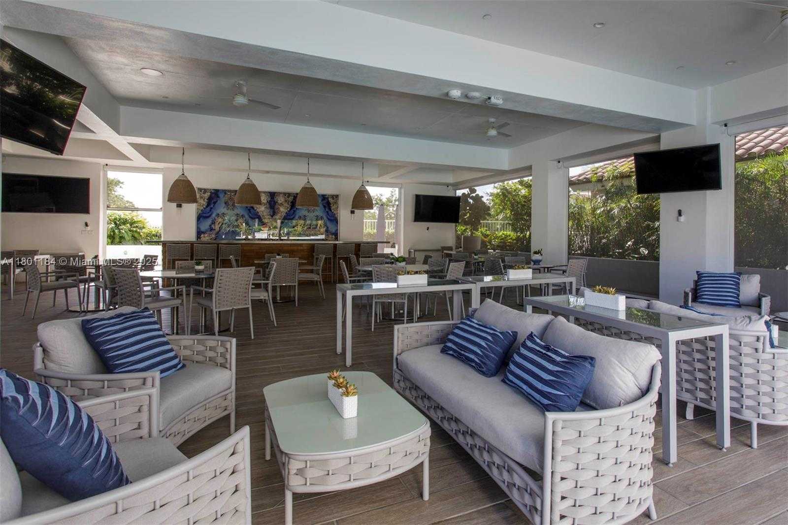Small Image of 2600 ISLAND BLVD #2603, Aventura Number 40