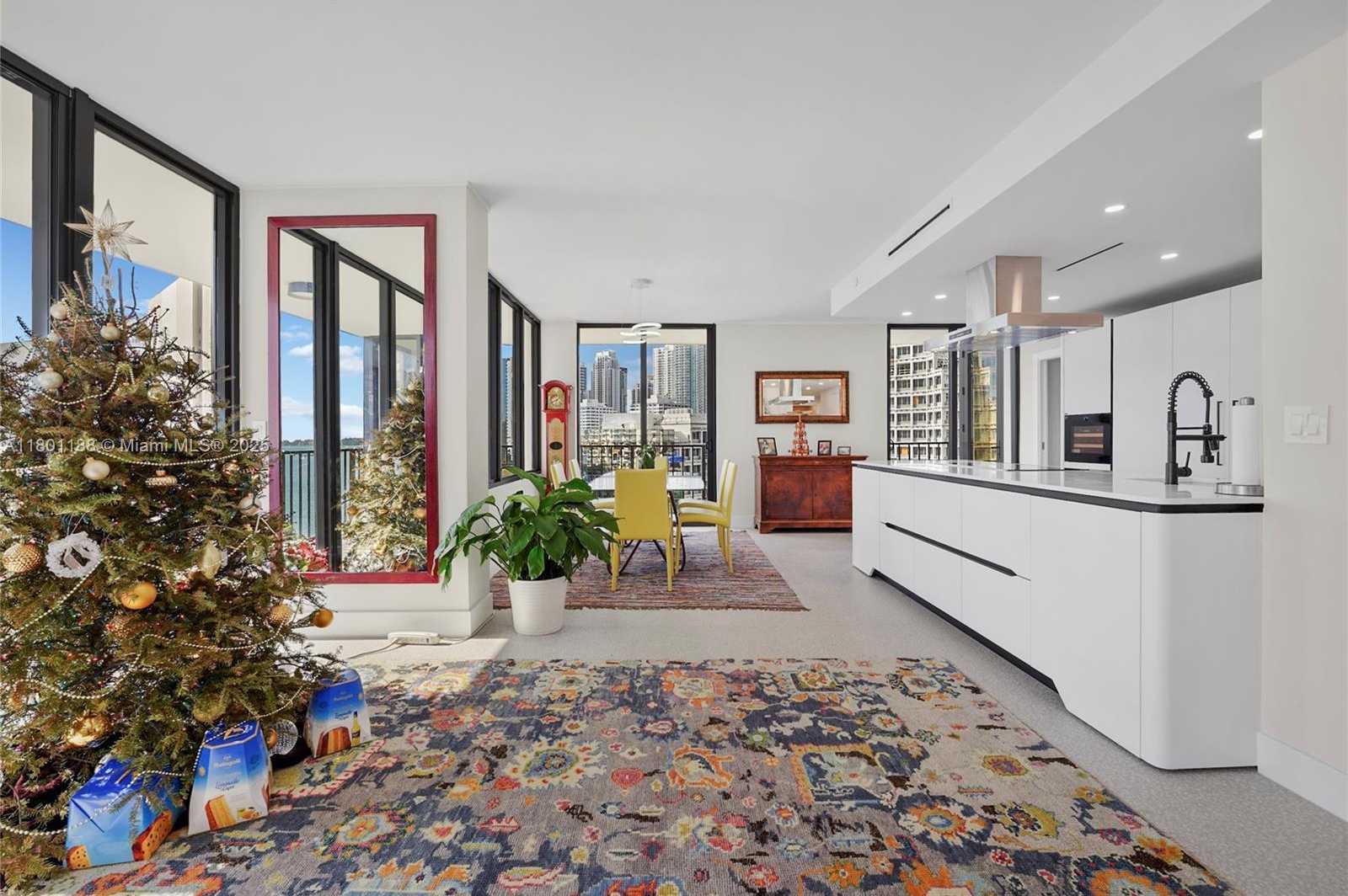 Small Image of 520 BRICKELL KEY DR #A1015, Miami Number 14