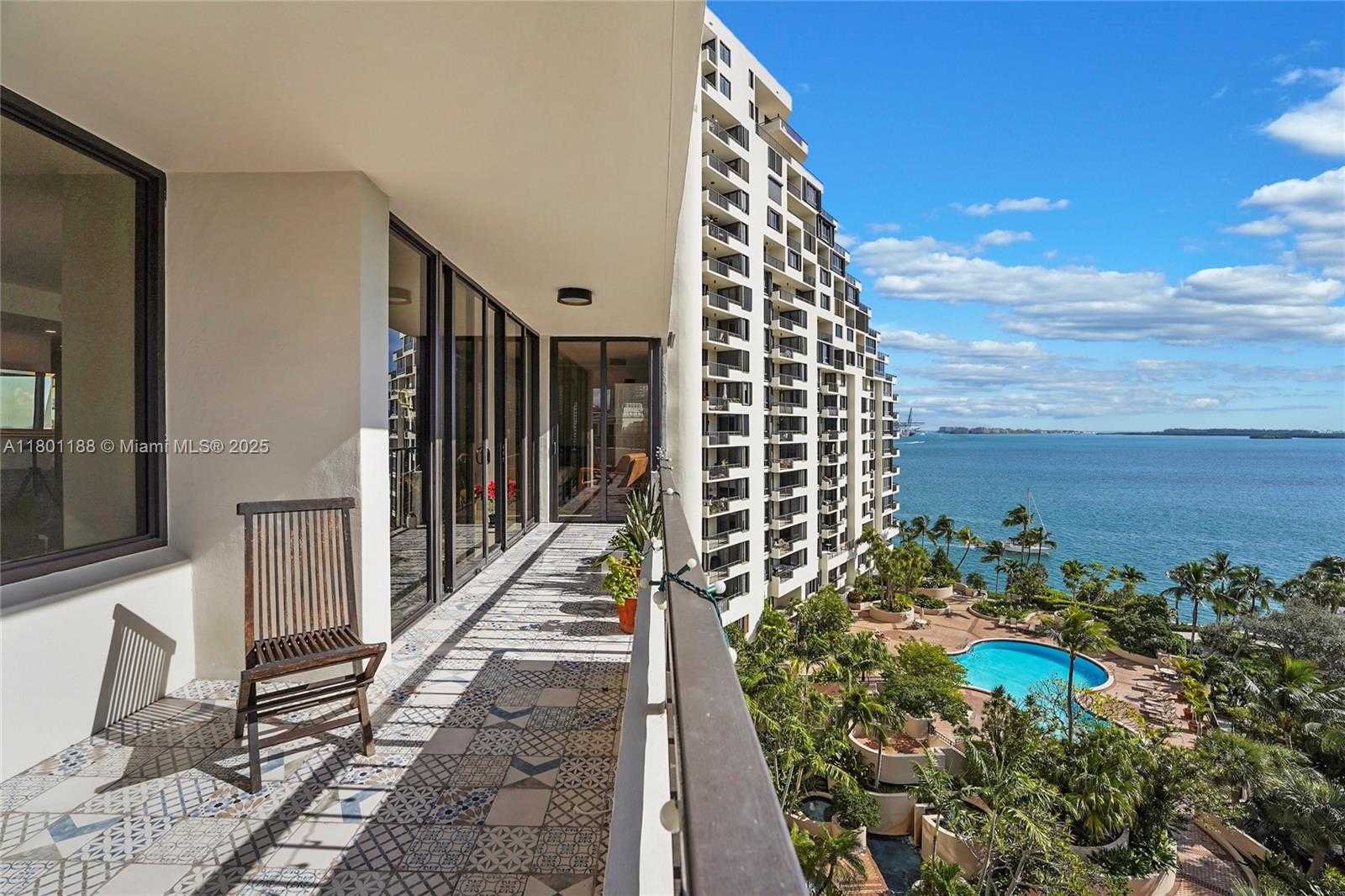 Small Image of 520 BRICKELL KEY DR #A1015, Miami Number 22