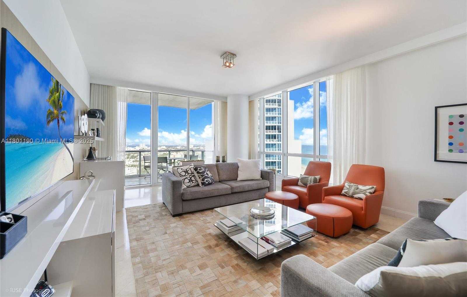 Small Image of 100 SOUTH POINTE DR #2509, Miami Beach Number 4
