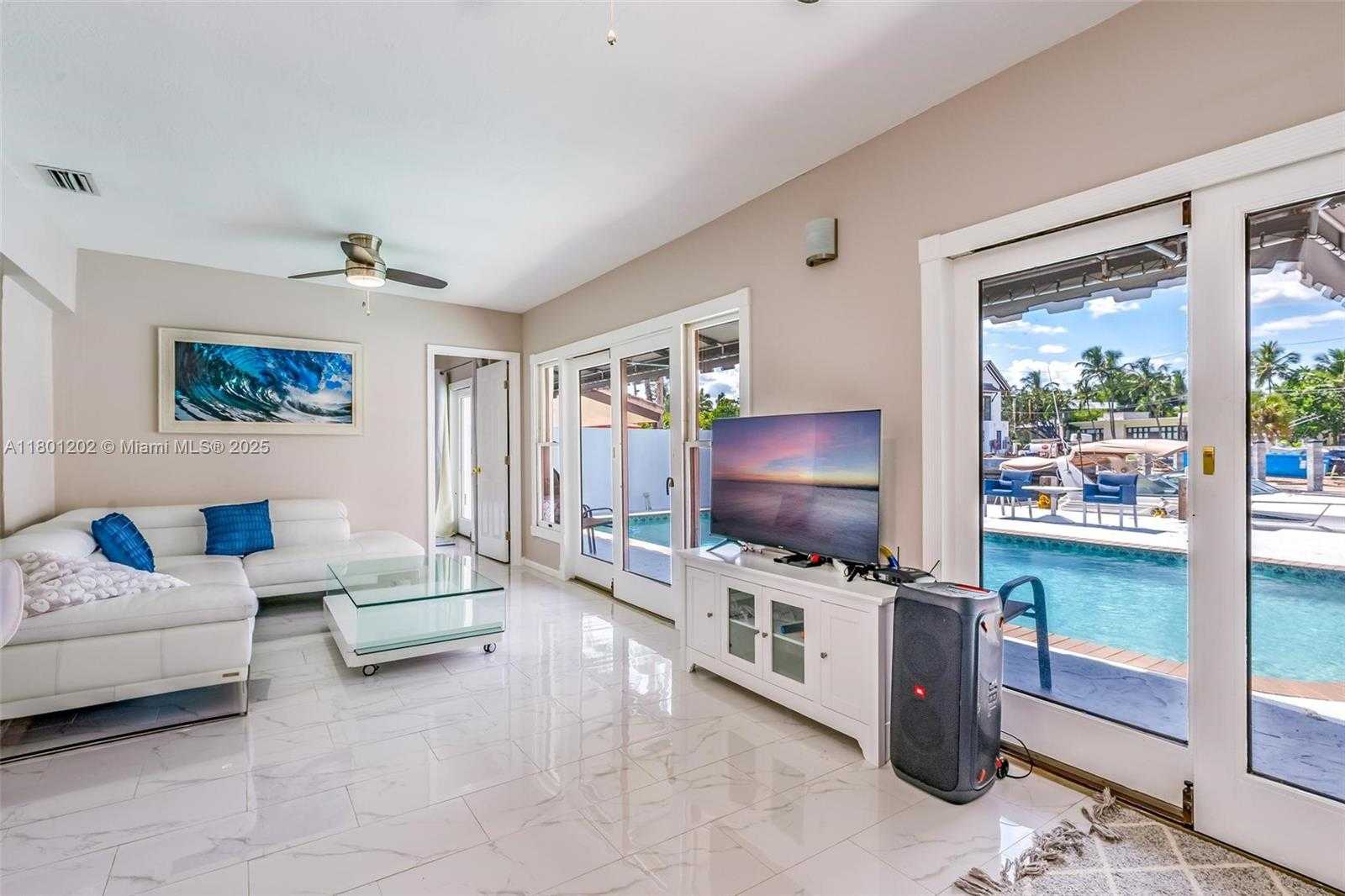 Small Image of 325 ISLE OF CAPRI DR, Fort Lauderdale Number 18