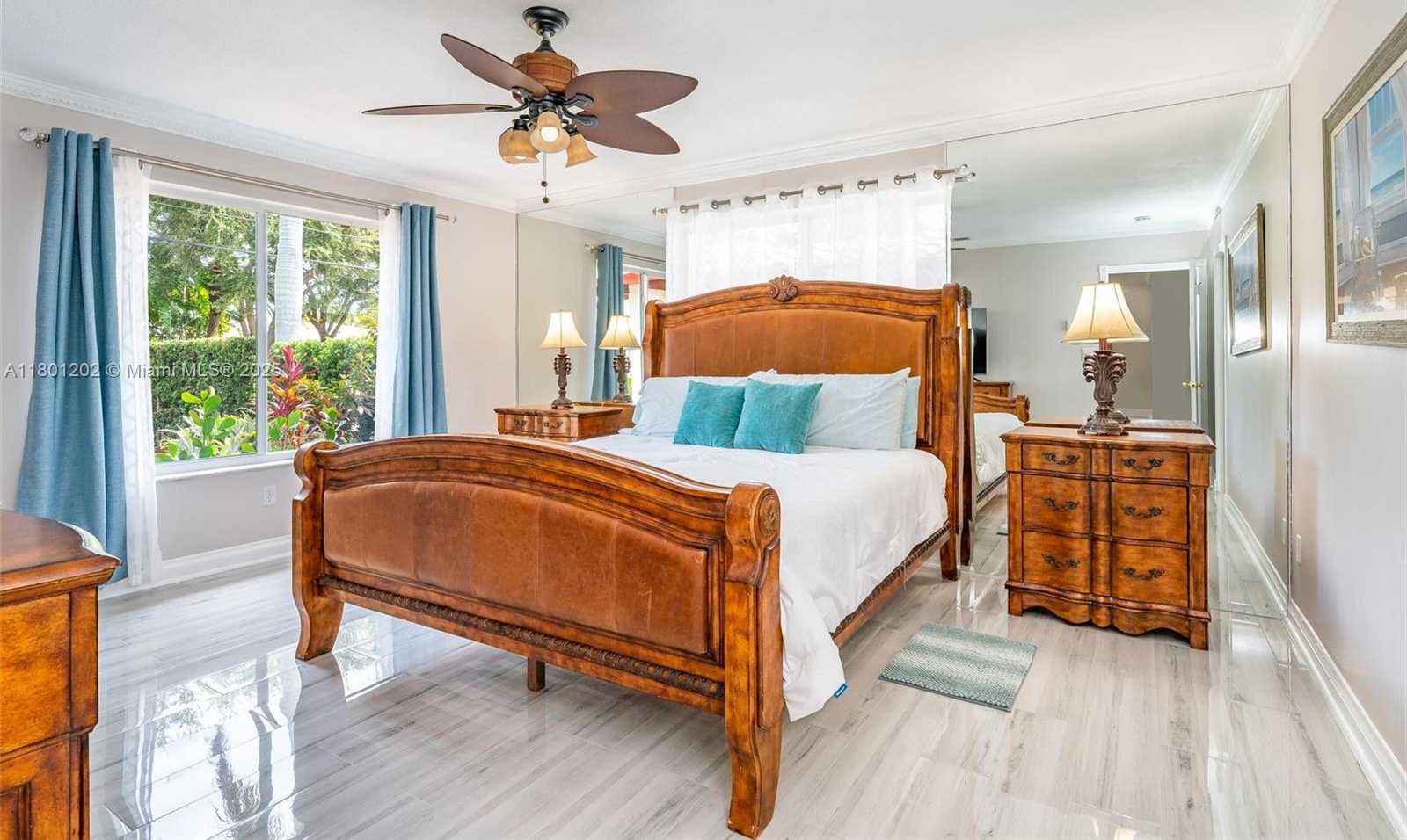 Small Image of 325 ISLE OF CAPRI DR, Fort Lauderdale Number 20