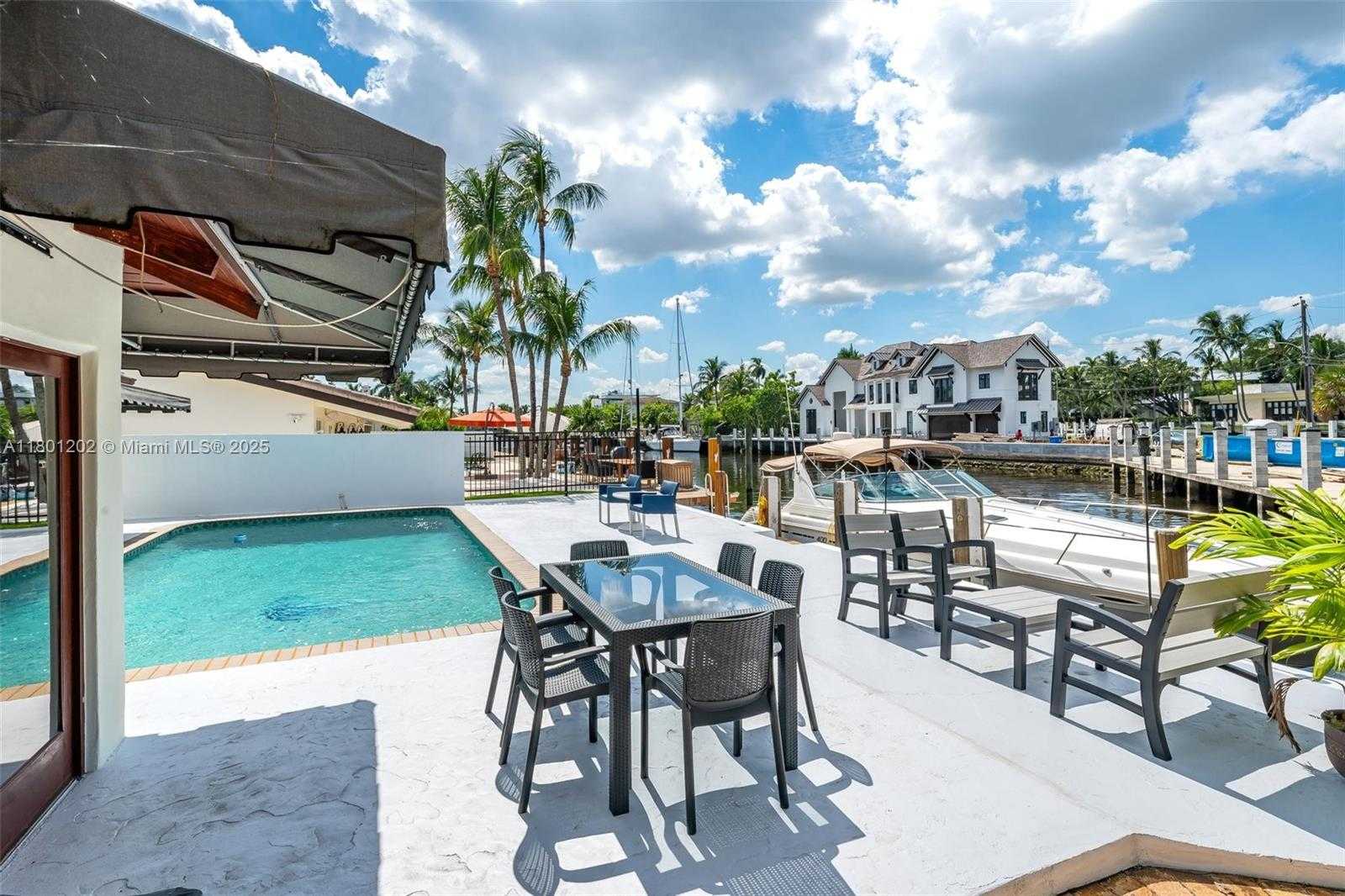 Small Image of 325 ISLE OF CAPRI DR, Fort Lauderdale Number 30