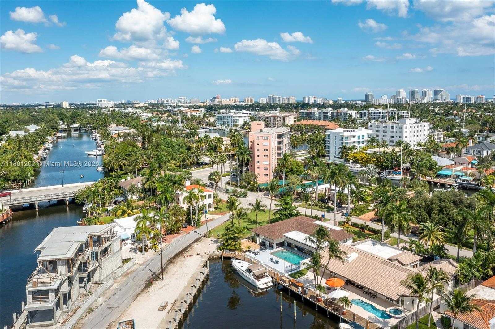 Small Image of 325 ISLE OF CAPRI DR, Fort Lauderdale Number 38