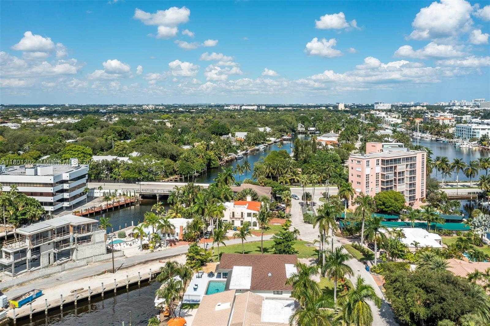 Small Image of 325 ISLE OF CAPRI DR, Fort Lauderdale Number 39