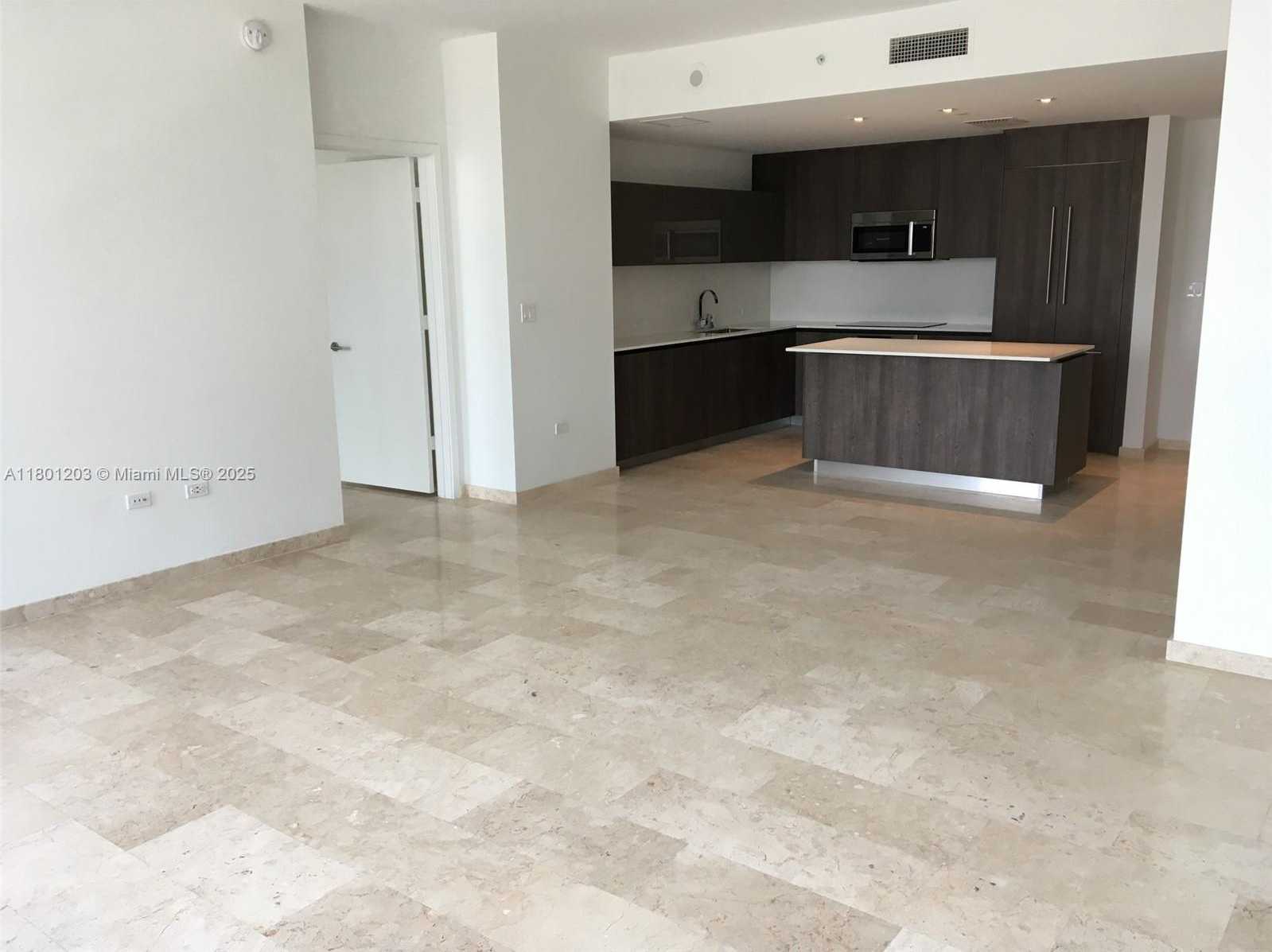 Small Image of 68 SOUTH EAST 6TH ST #1108, Miami Number 3