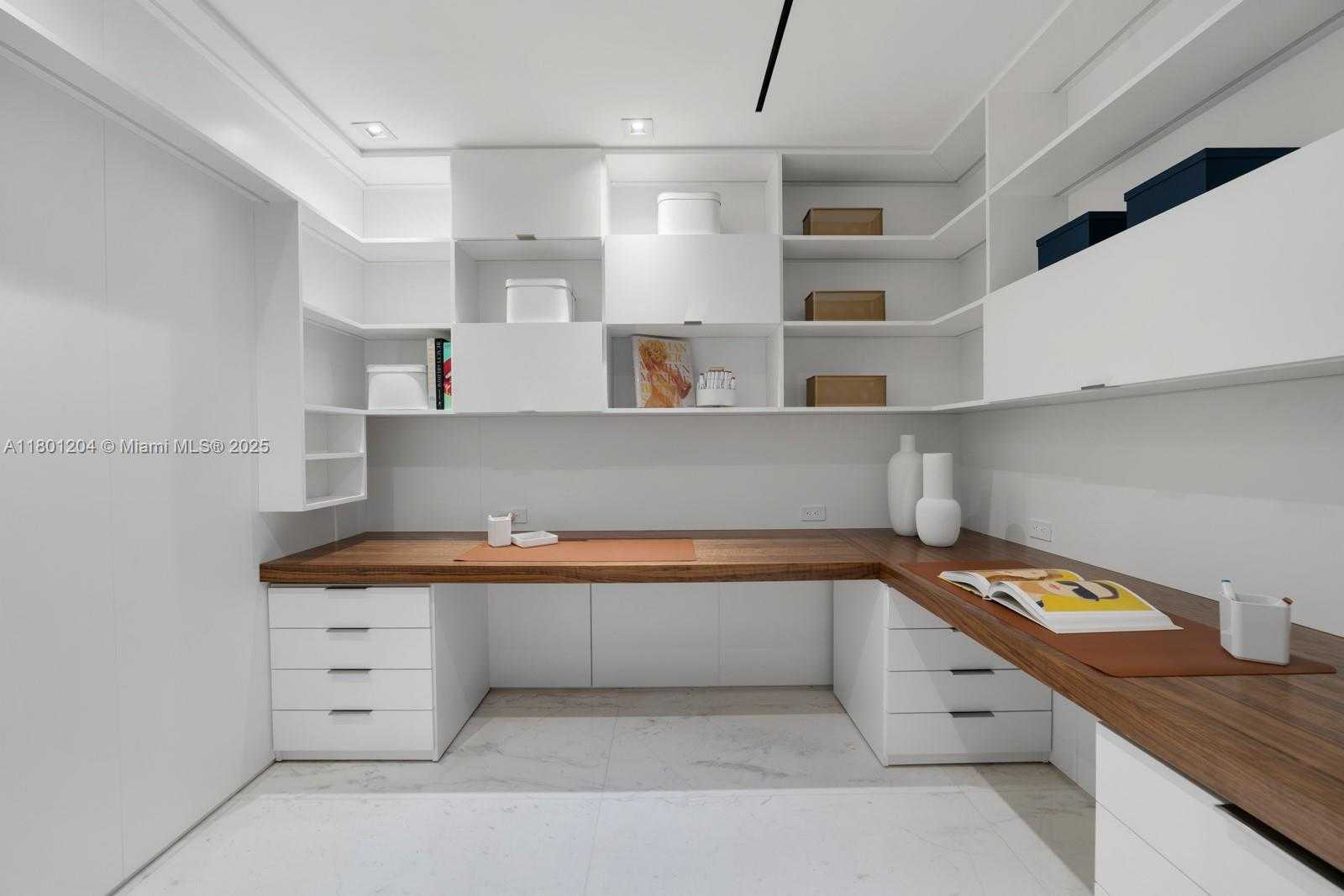 Small Image of 17141 COLLINS AVE #2801, Sunny Isles Beach Number 17