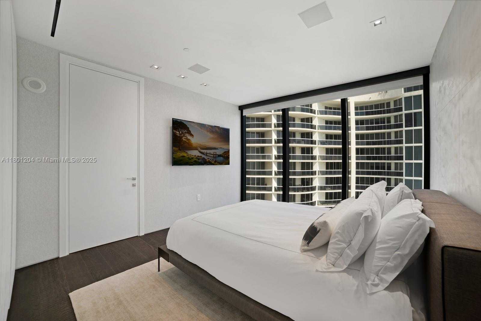 Small Image of 17141 COLLINS AVE #2801, Sunny Isles Beach Number 71