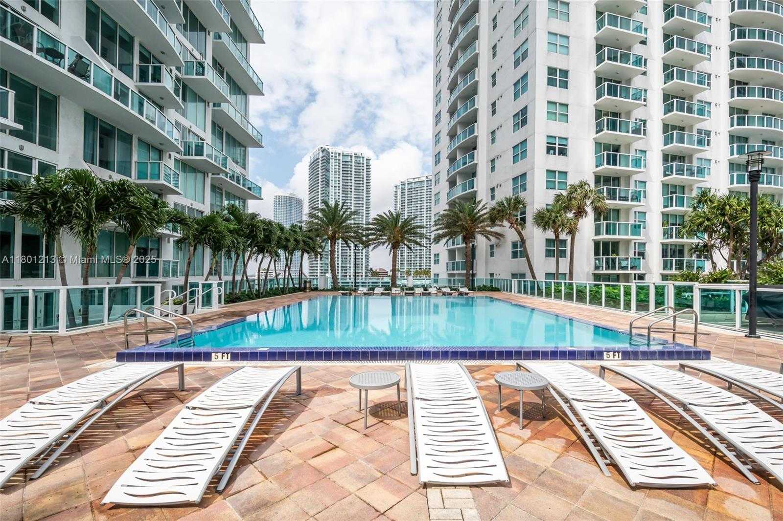 Small Image of 41 SOUTH EAST 5TH ST #1815, Miami Number 24