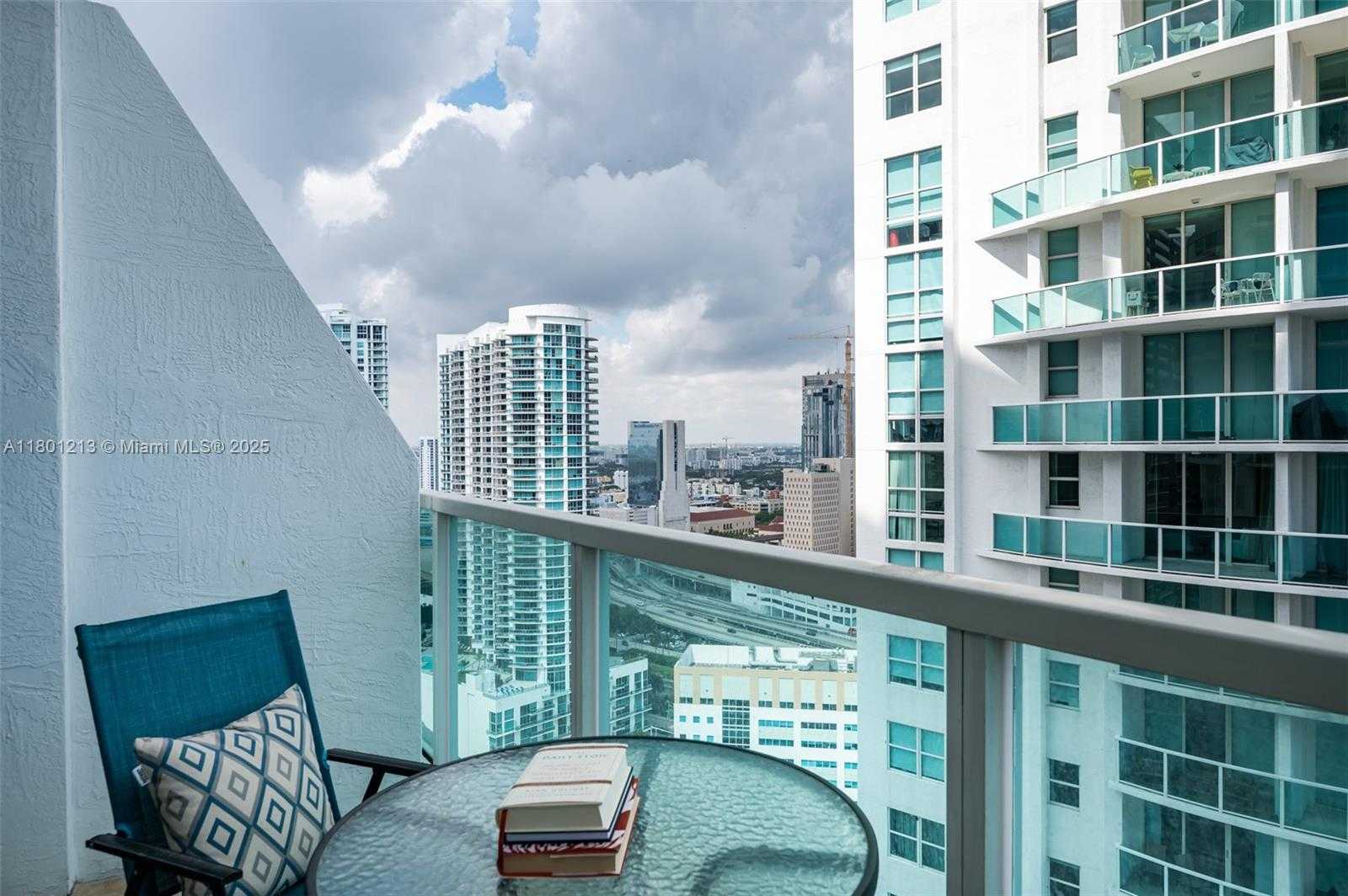 Small Image of 41 SOUTH EAST 5TH ST #1815, Miami Number 36