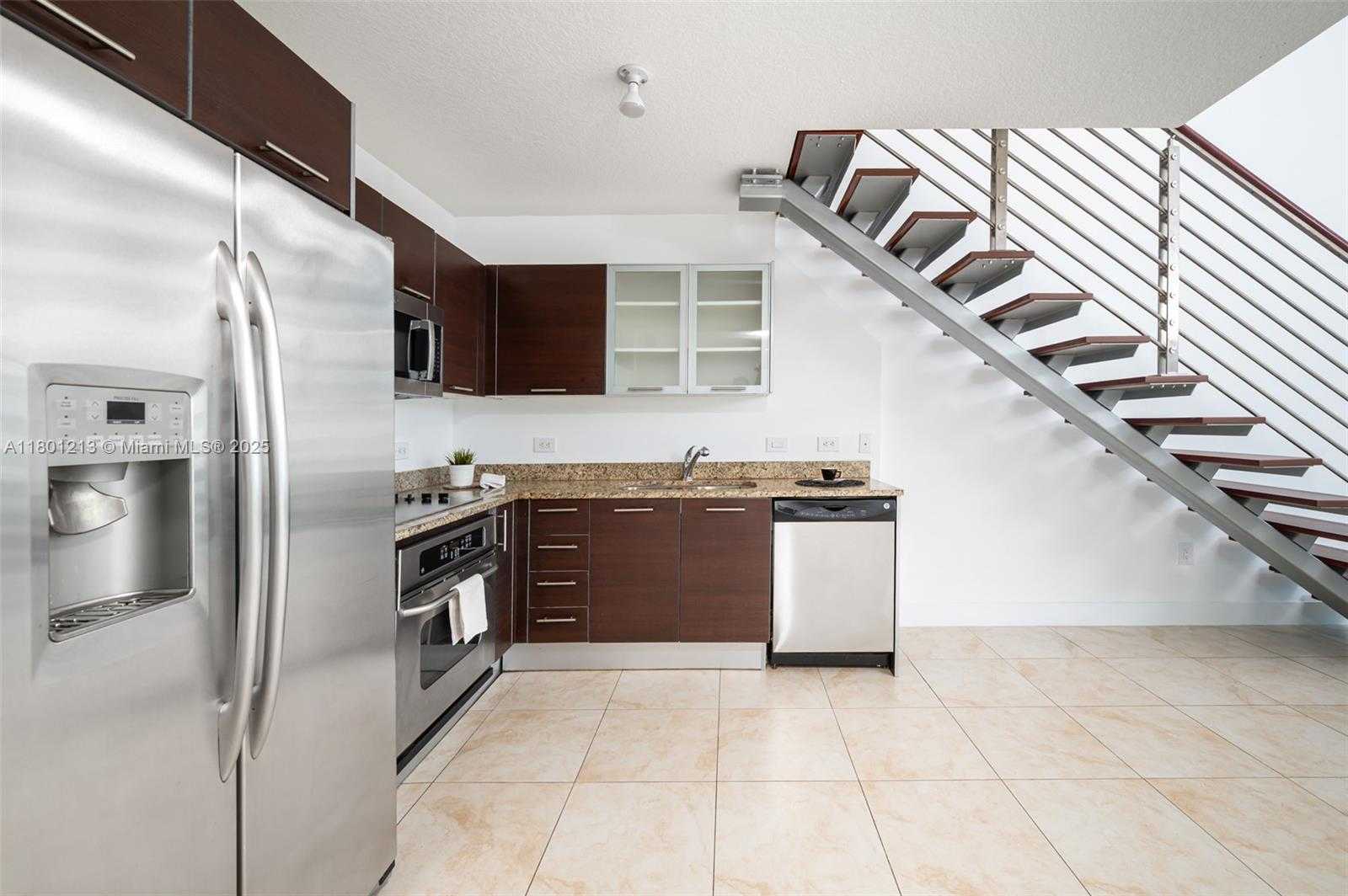 Small Image of 41 SOUTH EAST 5TH ST #1815, Miami Number 4