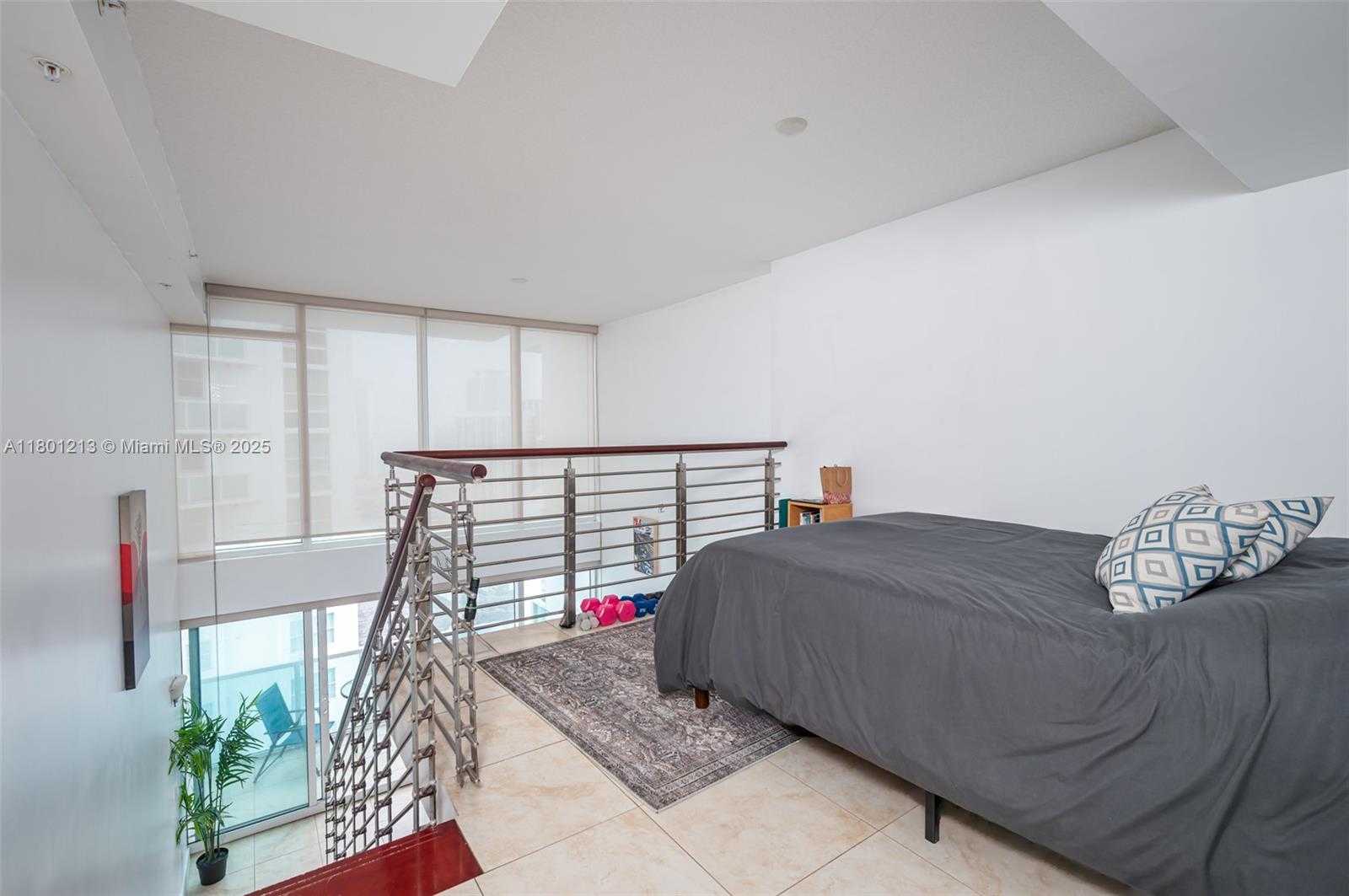 Small Image of 41 SOUTH EAST 5TH ST #1815, Miami Number 55