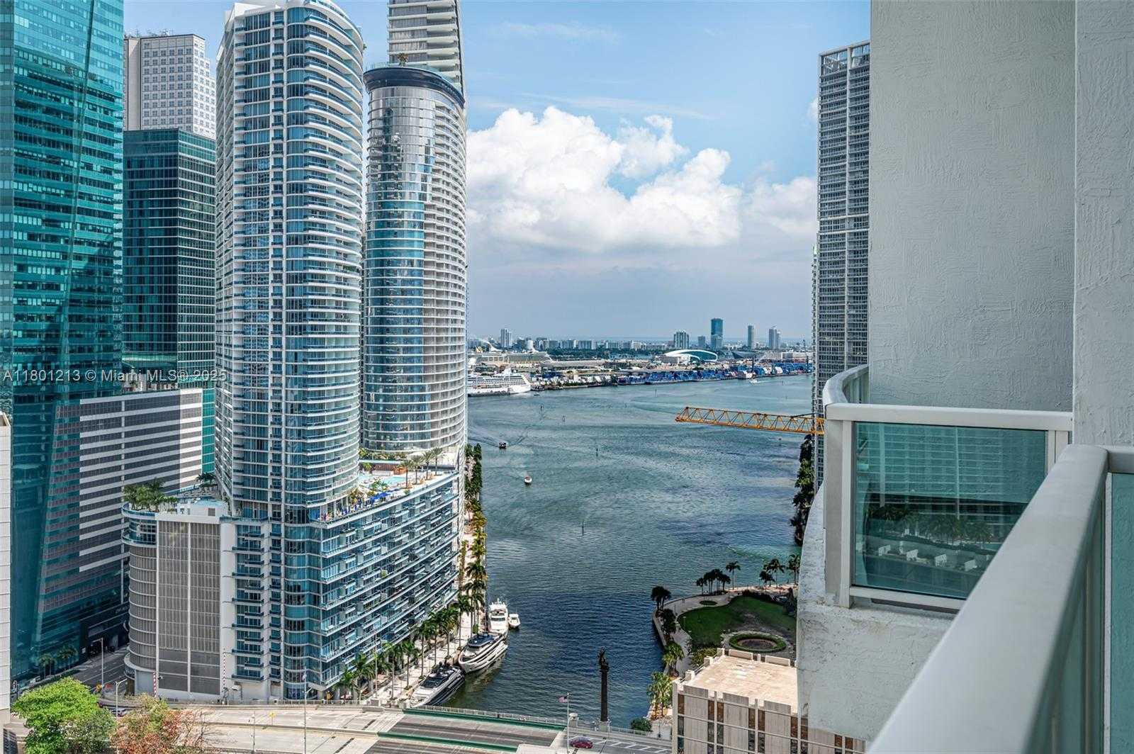 Small Image of 41 SOUTH EAST 5TH ST #1815, Miami Number 8