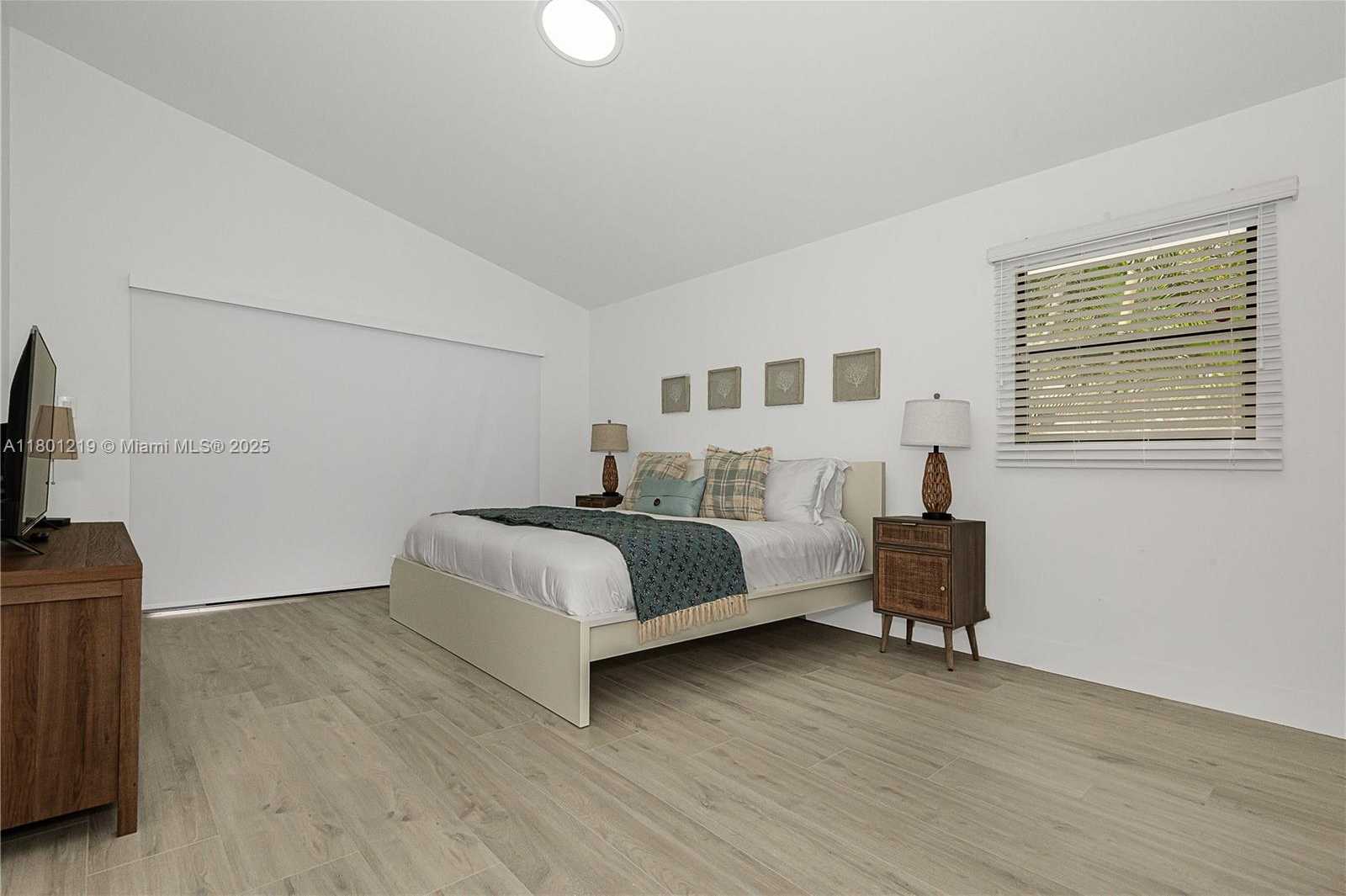 Small Image of 216 #1, Dania Beach Number 12