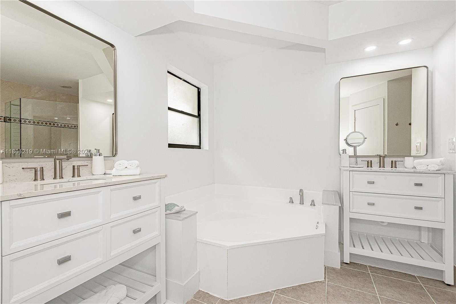 Small Image of 216 #1, Dania Beach Number 13
