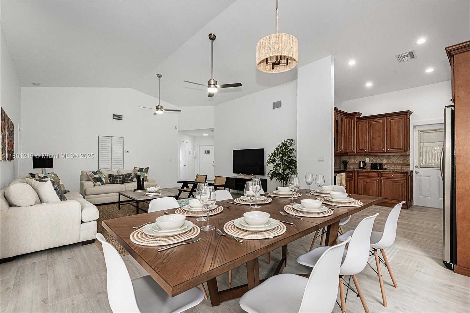 Small Image of 216 #1, Dania Beach Number 6