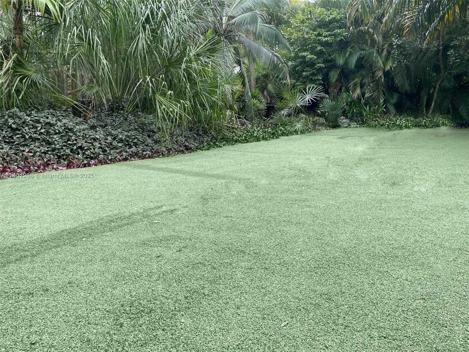 Small Image of 14825 NORTH EAST 9TH CT, Miami Number 7