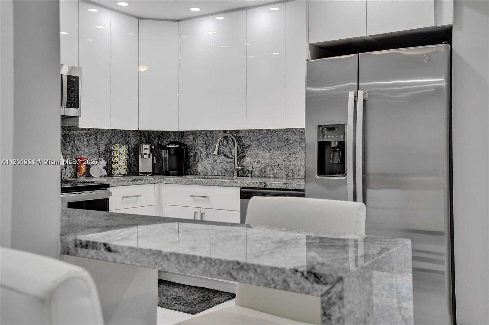 Small Image of 2301 SOUTH OCEAN DR #1007, Hollywood Number 8
