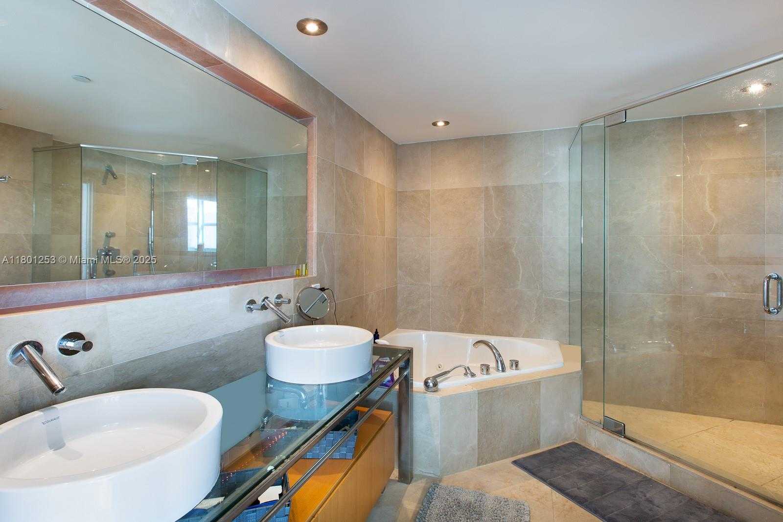 Small Image of 6000 INDIAN CREEK DR #12B, Miami Beach Number 12