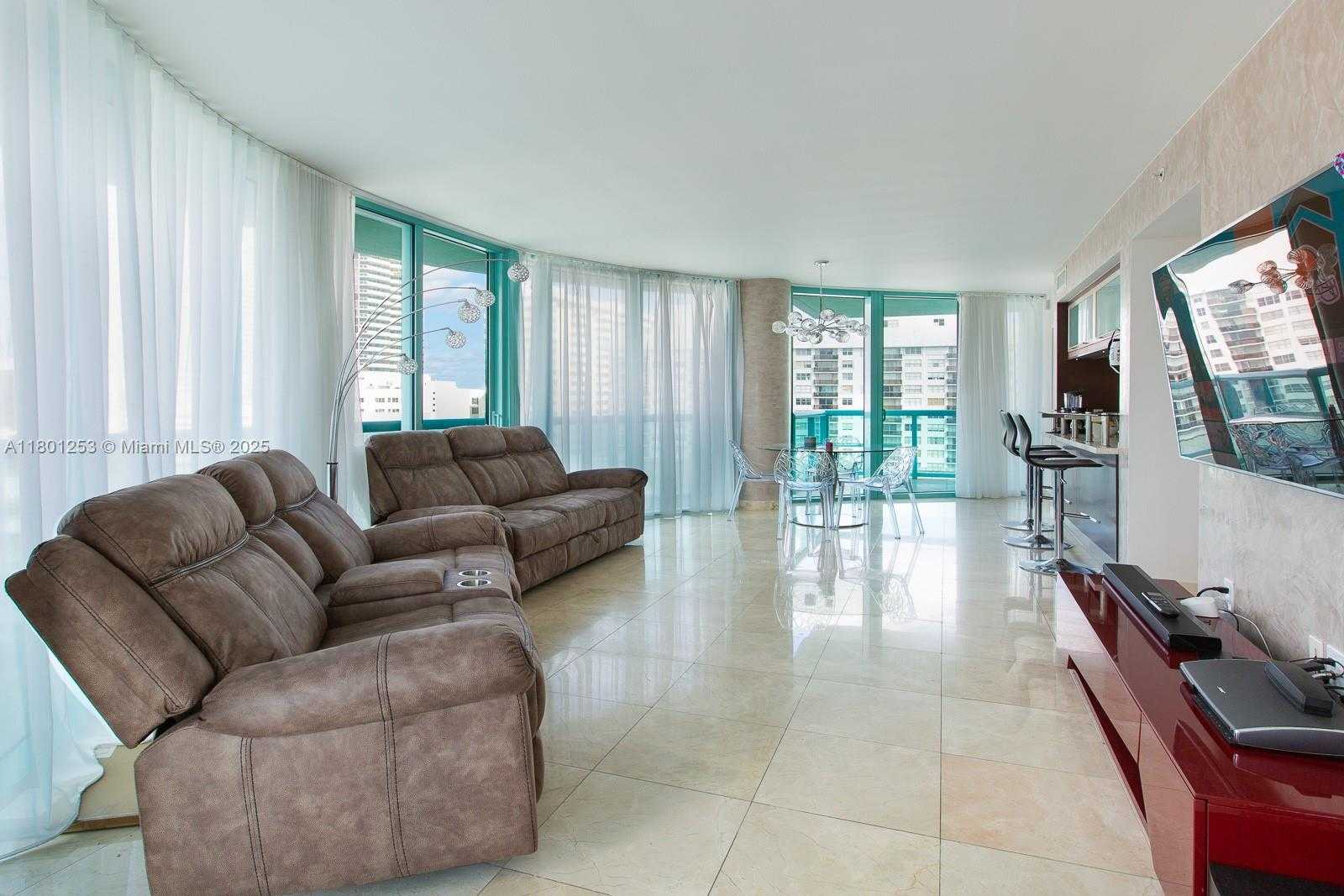 Small Image of 6000 INDIAN CREEK DR #12B, Miami Beach Number 3