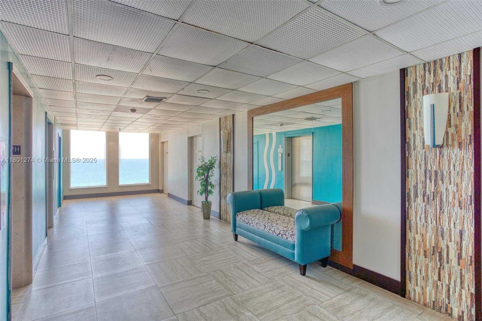 Small Image of 1500 SOUTH OCEAN DR #PHE, Hollywood Number 25