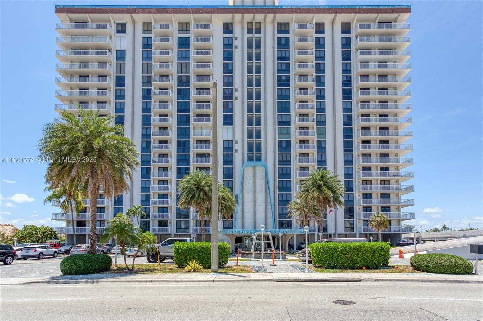 Small Image of 1500 SOUTH OCEAN DR #PHE, Hollywood Number 31