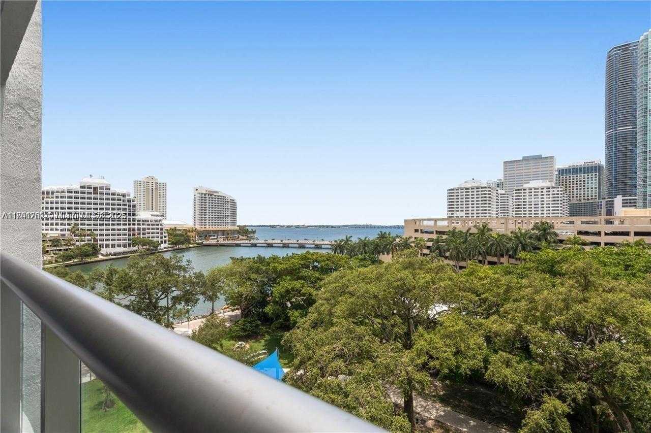 Small Image of 495 BRICKELL AVE #807, Miami Number 19