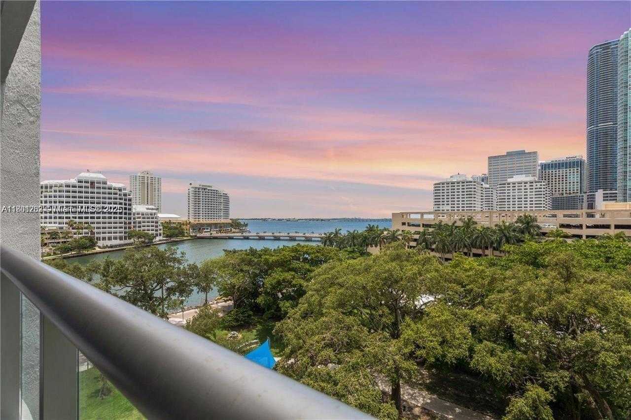 Small Image of 495 BRICKELL AVE #807, Miami Number 20