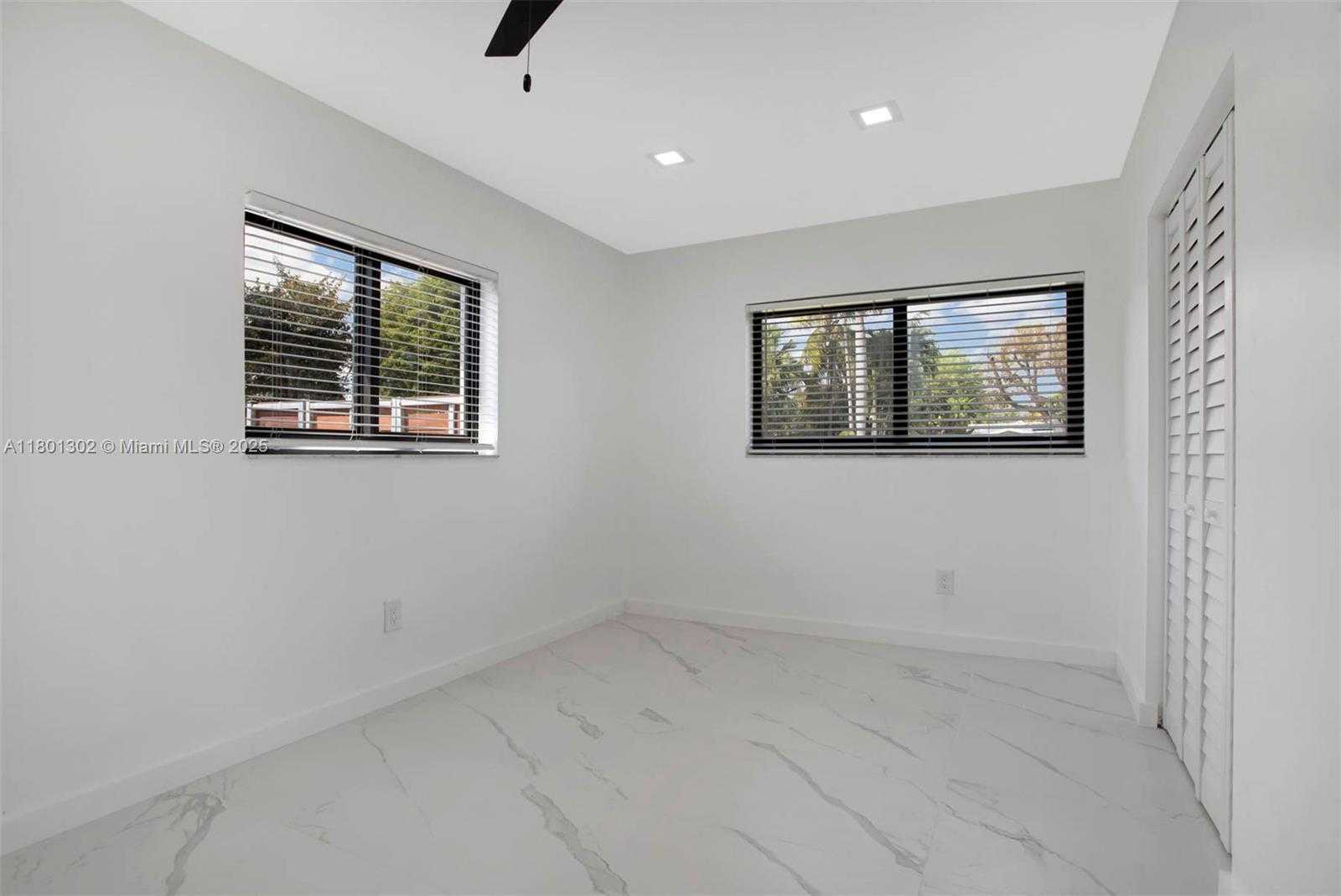 Small Image of 17701 SOUTH WEST 92ND CT #17701, Palmetto Bay Number 13