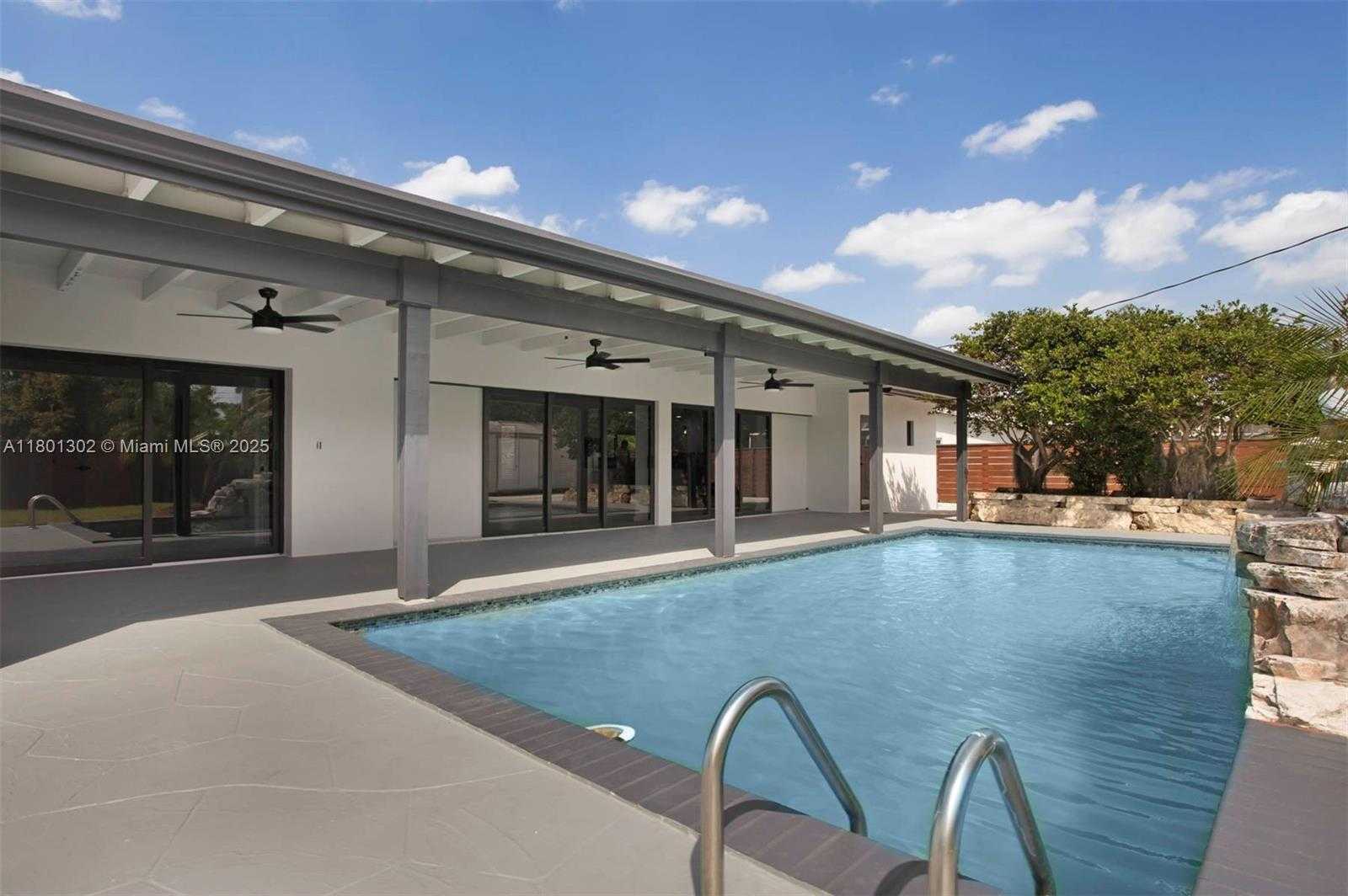 Small Image of 17701 SOUTH WEST 92ND CT #17701, Palmetto Bay Number 22