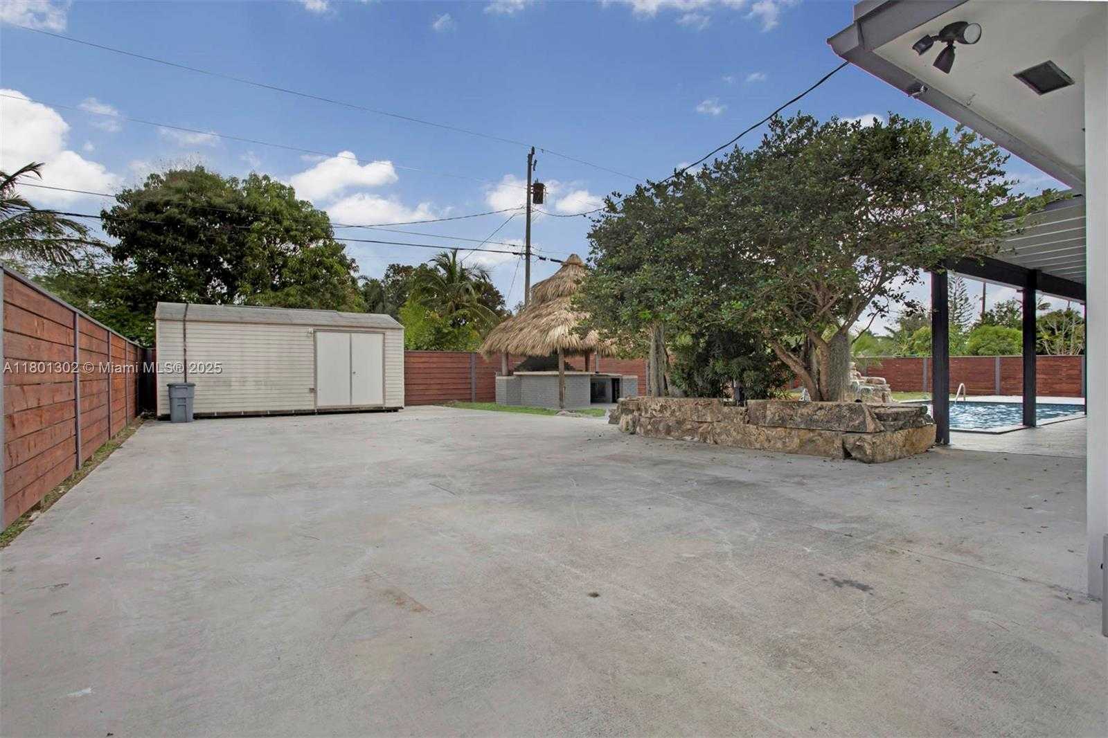 Small Image of 17701 SOUTH WEST 92ND CT #17701, Palmetto Bay Number 24