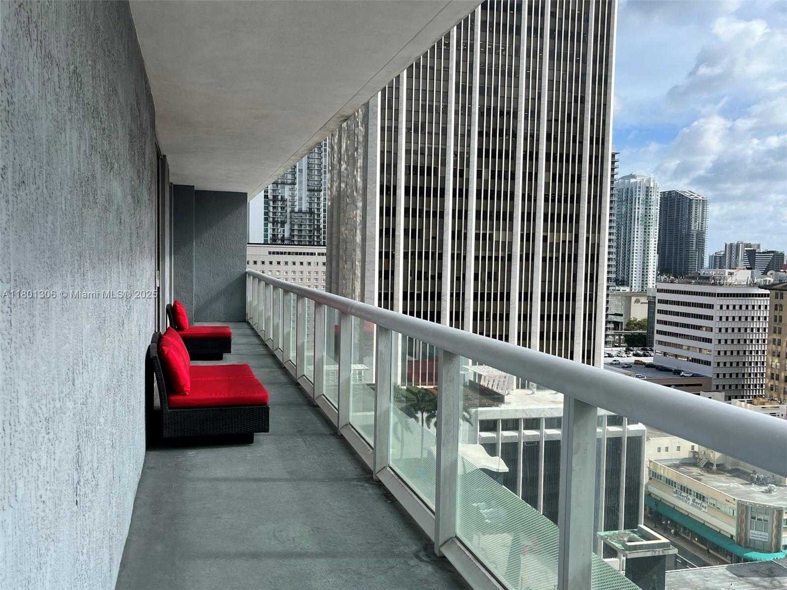 Small Image of 50 BISCAYNE BLVD #1801, Miami Number 10