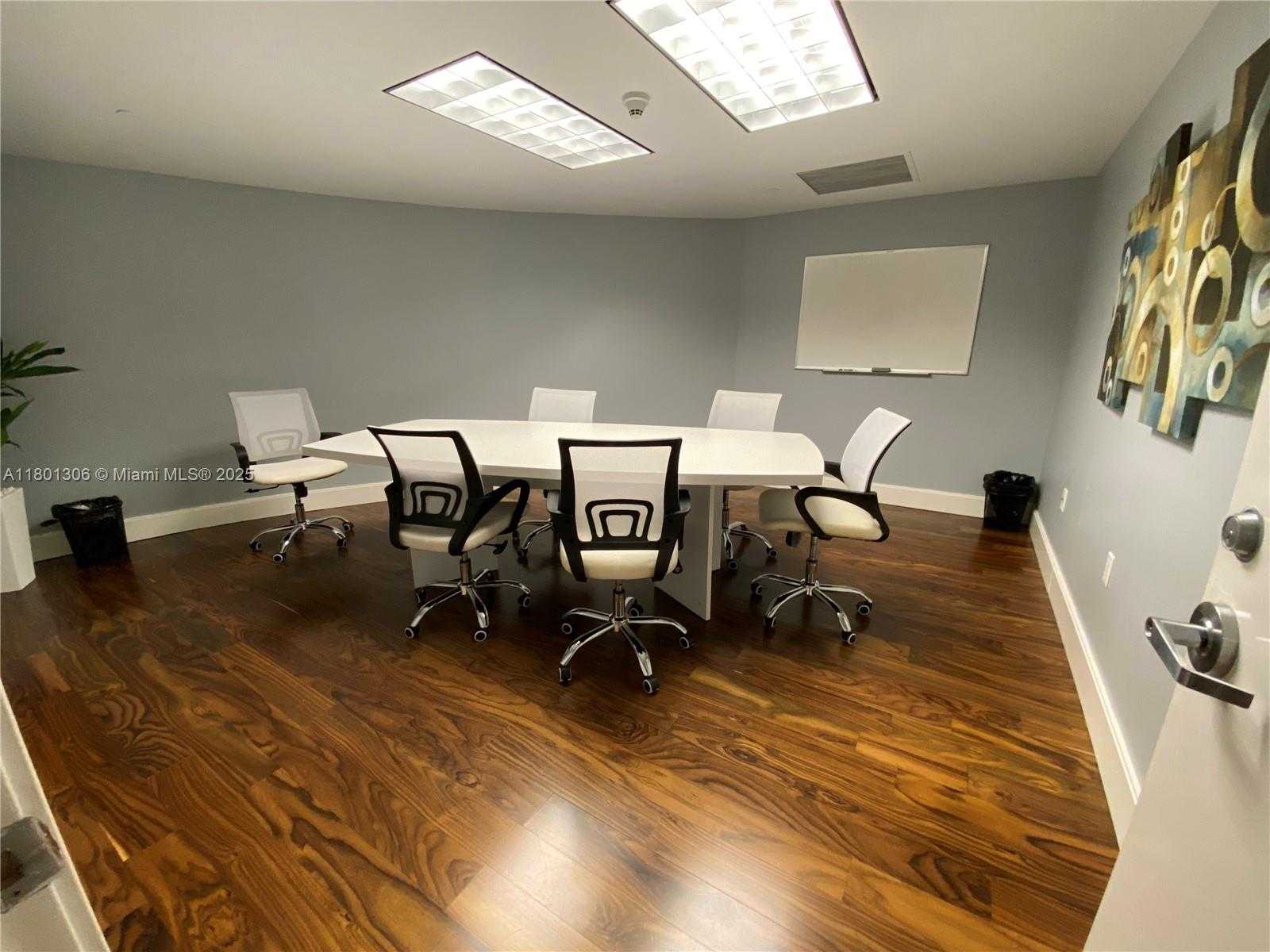 Small Image of 50 BISCAYNE BLVD #1801, Miami Number 8