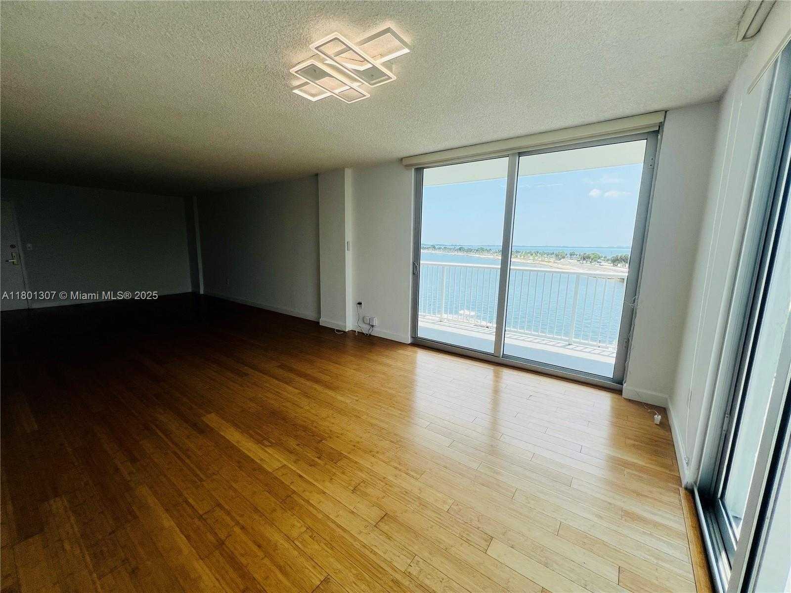 Small Image of 150 SOUTH EAST 25TH RD #6M, Miami Number 31