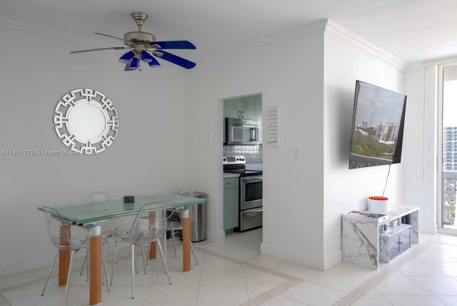 Small Image of 4747 COLLINS AVE #1511, Miami Beach Number 21