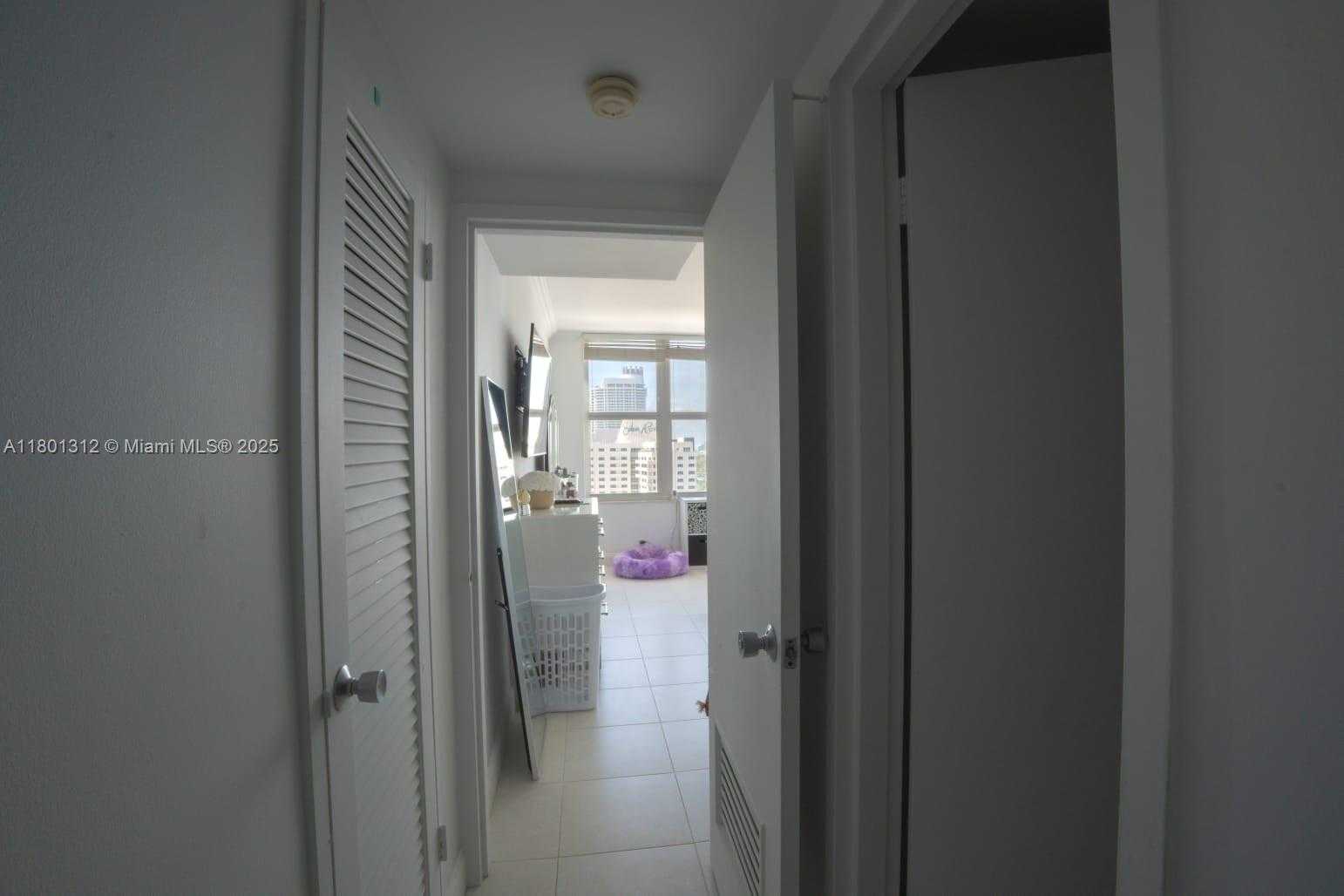 Small Image of 4747 COLLINS AVE #1511, Miami Beach Number 26