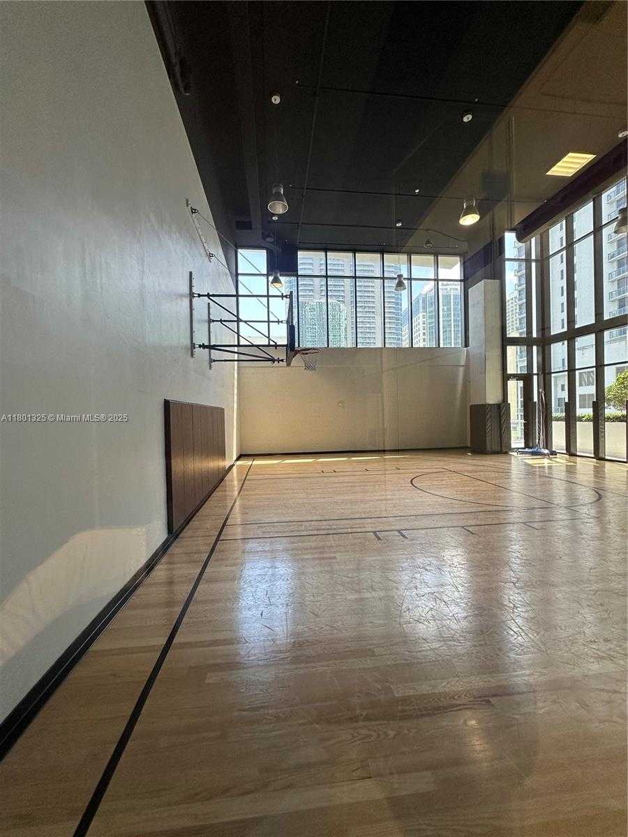 Small Image of 1010 BRICKELL AVE #2707, Miami Number 11
