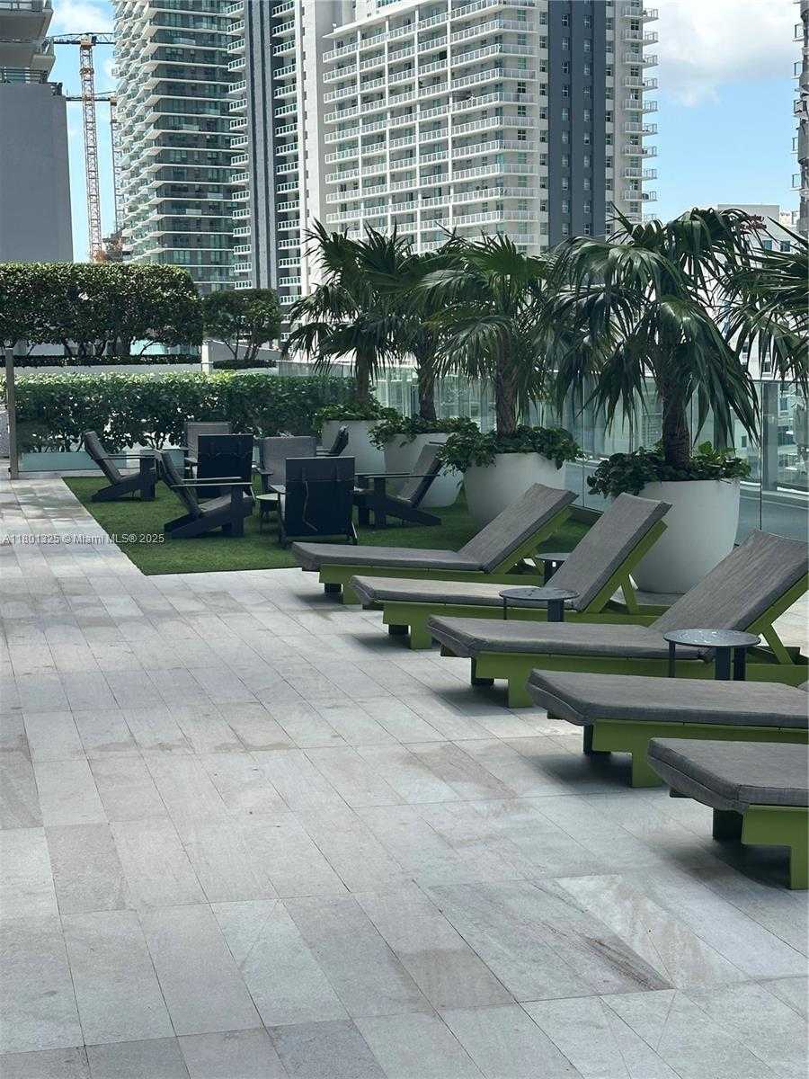 Small Image of 1010 BRICKELL AVE #2707, Miami Number 16