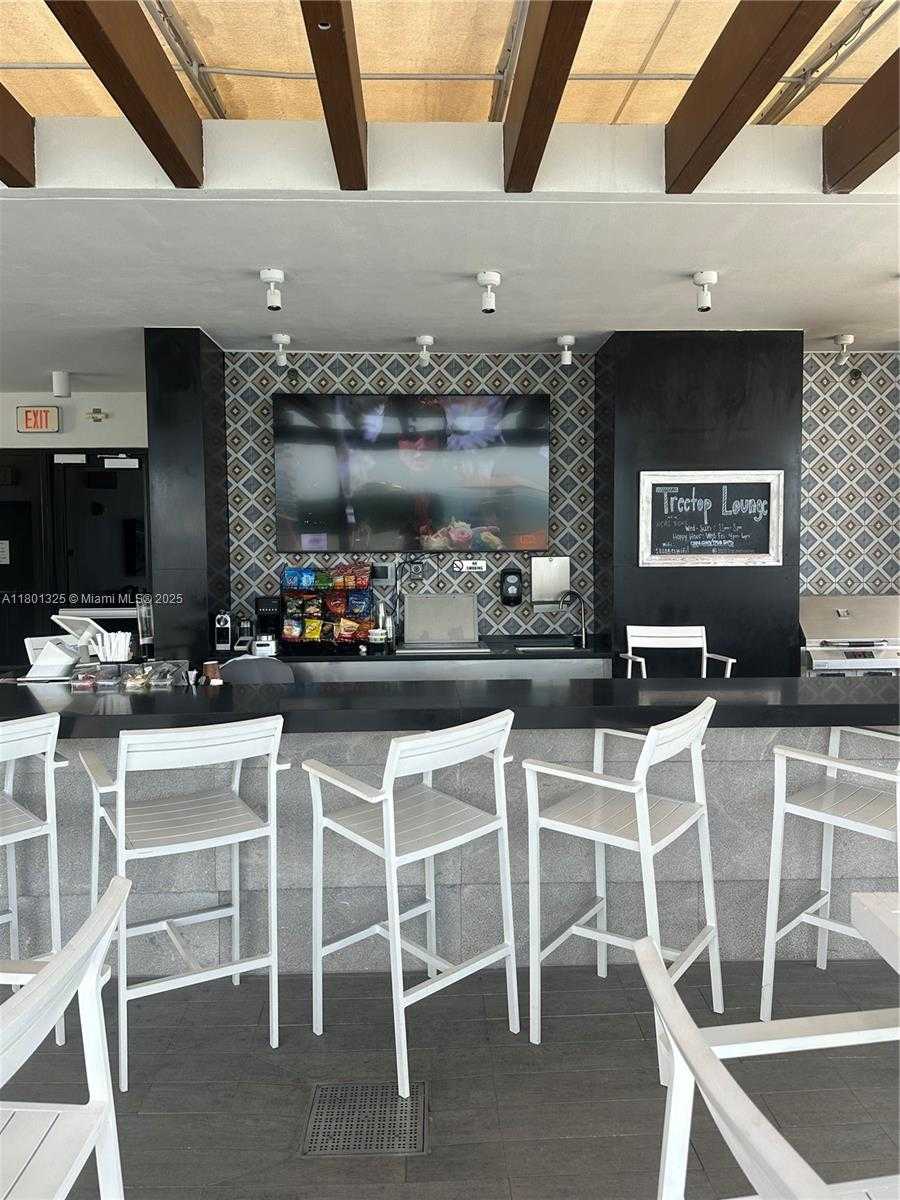 Small Image of 1010 BRICKELL AVE #2707, Miami Number 7