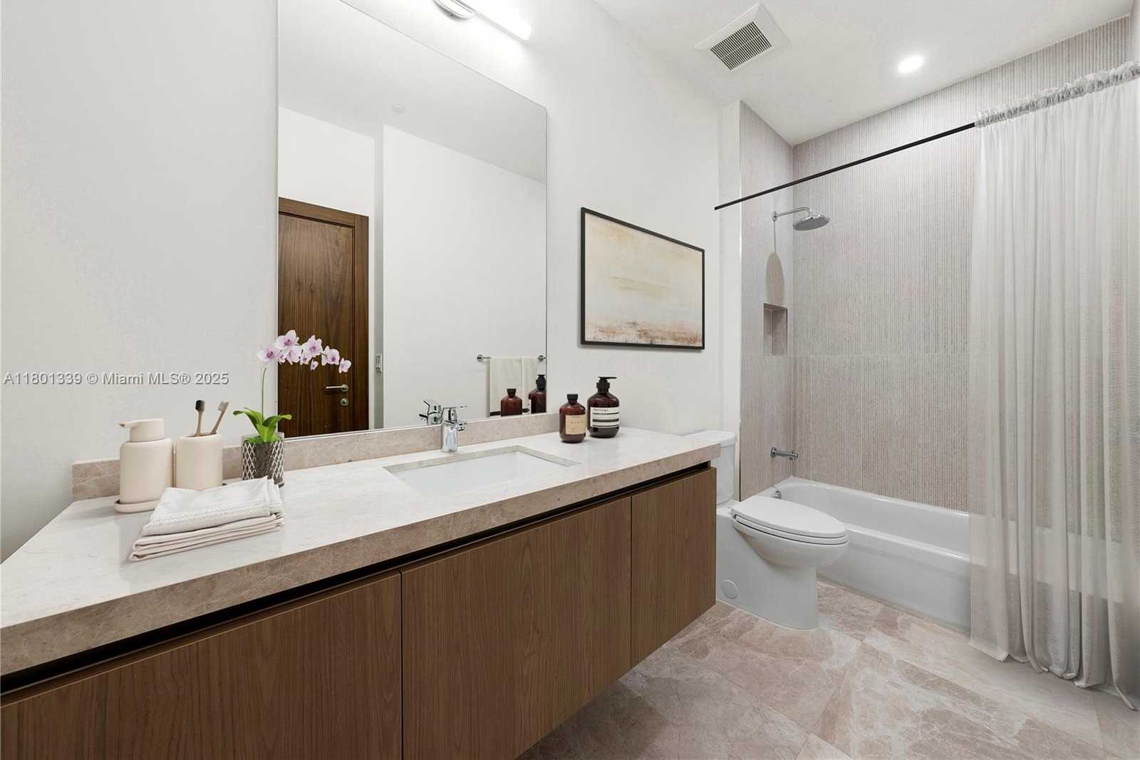 Small Image of 701 VALENCIA AVE #401, Coral Gables Number 10