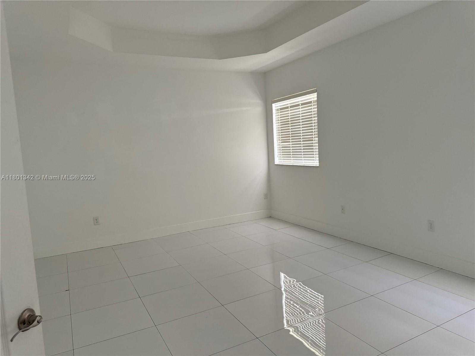 Small Image of 1940 SOUTH EAST 21ST CT, Homestead Number 9
